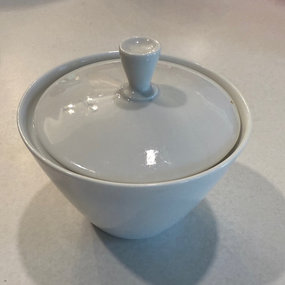 Seltmann Weiden Isolde Pattern Bavaria sugar bowl. Vintage